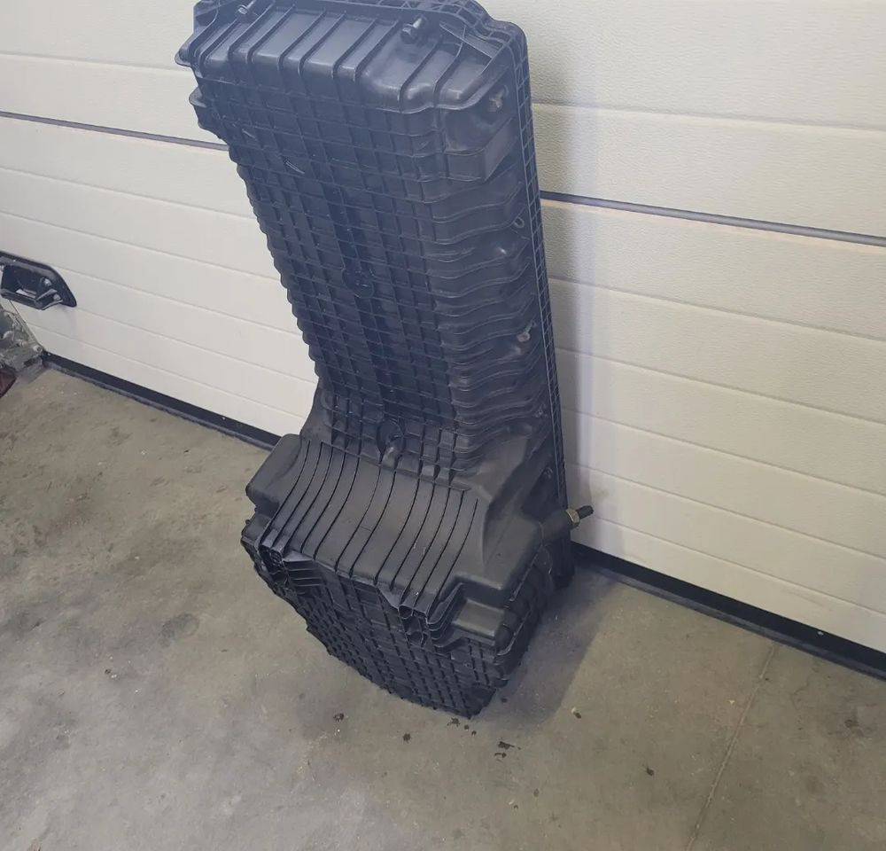 MISKA OLEJOWA MERCEDES ACTROS MP4 A470 010 34 13 - Oil pan for Truck: picture 3 MISKA OLEJOWA MERCEDES ACTROS MP4 A470 010 34 13 - Oil pan for Truck: picture 3