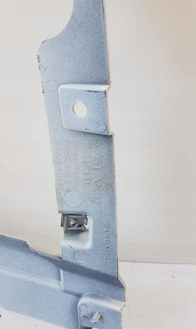 Okular ZDERZAK VOLVO FMX FM ORYGINAŁ - Bumper for Truck: picture 3 Okular ZDERZAK VOLVO FMX FM ORYGINAŁ - Bumper for Truck: picture 3