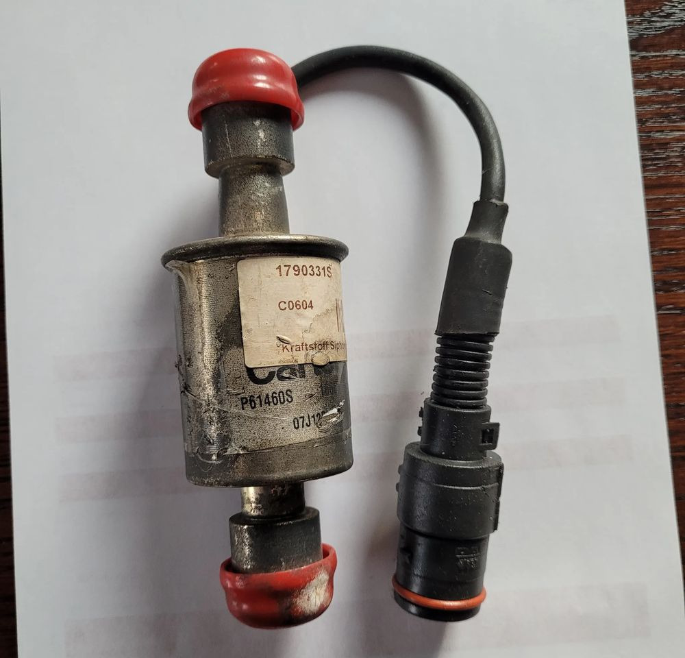 POMPKA PALIWA DAF XF 106 - Fuel pump for Truck: picture 1 POMPKA PALIWA DAF XF 106 - Fuel pump for Truck: picture 1