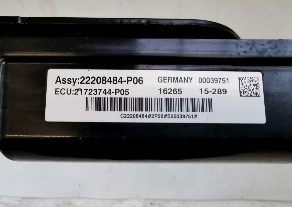 RADAR VOLVO FH4 RENAULT 22208484-P06 - Sensor for Truck: picture 2 RADAR VOLVO FH4 RENAULT 22208484-P06 - Sensor for Truck: picture 2