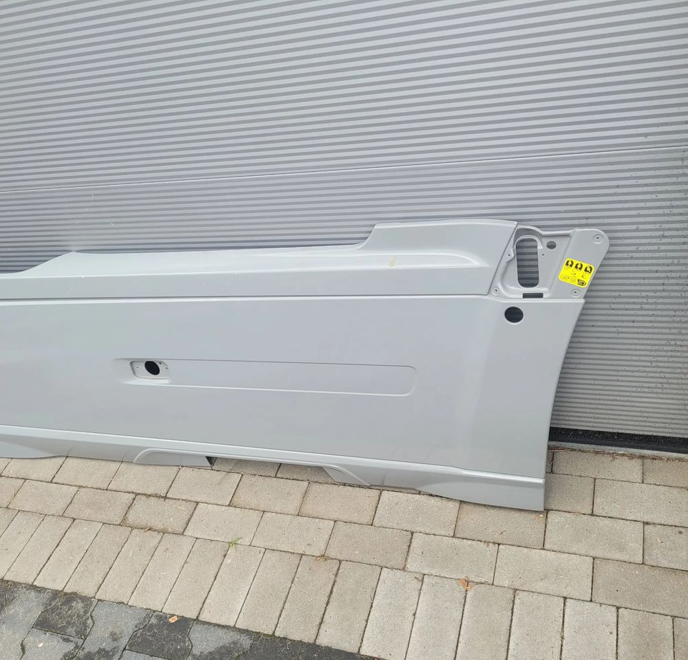 ZABUDOWA MIEDZYOSIOWA DAF XF 106 RH LIFT ORYGINAŁ CHWALIM116 - Body and exterior for Truck: picture 3 ZABUDOWA MIEDZYOSIOWA DAF XF 106 RH LIFT ORYGINAŁ CHWALIM116 - Body and exterior for Truck: picture 3