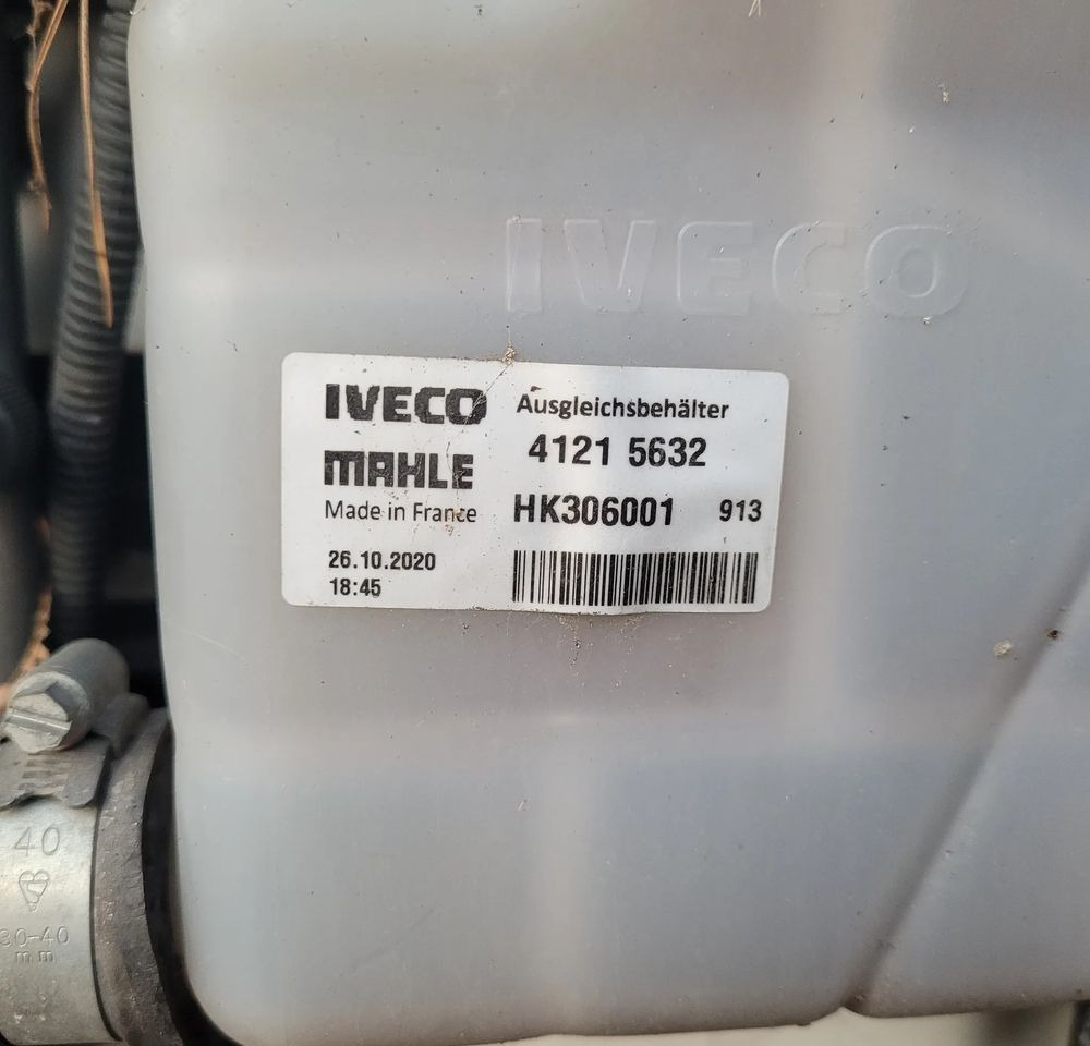 ZBIORNICZEK PŁYNU IVECO 41215632 ORYGINAŁ CHWALIM116 - Expansion tank for Truck: picture 2 ZBIORNICZEK PŁYNU IVECO 41215632 ORYGINAŁ CHWALIM116 - Expansion tank for Truck: picture 2