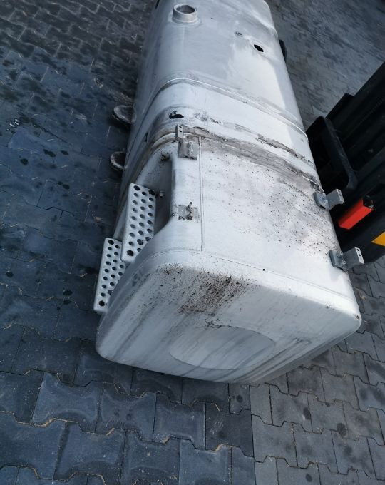 ZBIORNIK PALIWA MAN TGX TGS 210X63X68 AB/D - Fuel tank: picture 2 ZBIORNIK PALIWA MAN TGX TGS 210X63X68 AB/D - Fuel tank: picture 2