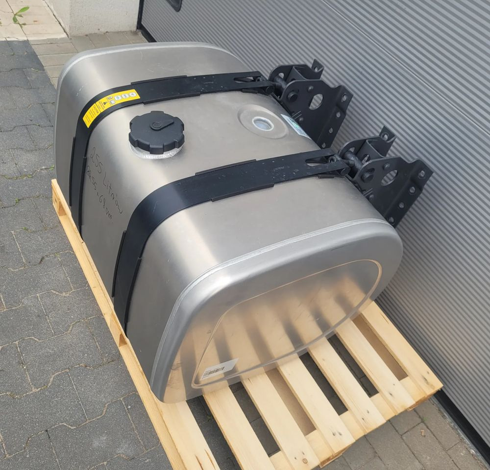 ZBIORNIK PALIWA VOLVO MAN DAF SCANIA IVECO 255L NOWY ORYGINAŁ CHWALIM116 - Fuel tank for Truck: picture 2 ZBIORNIK PALIWA VOLVO MAN DAF SCANIA IVECO 255L NOWY ORYGINAŁ CHWALIM116 - Fuel tank for Truck: picture 2