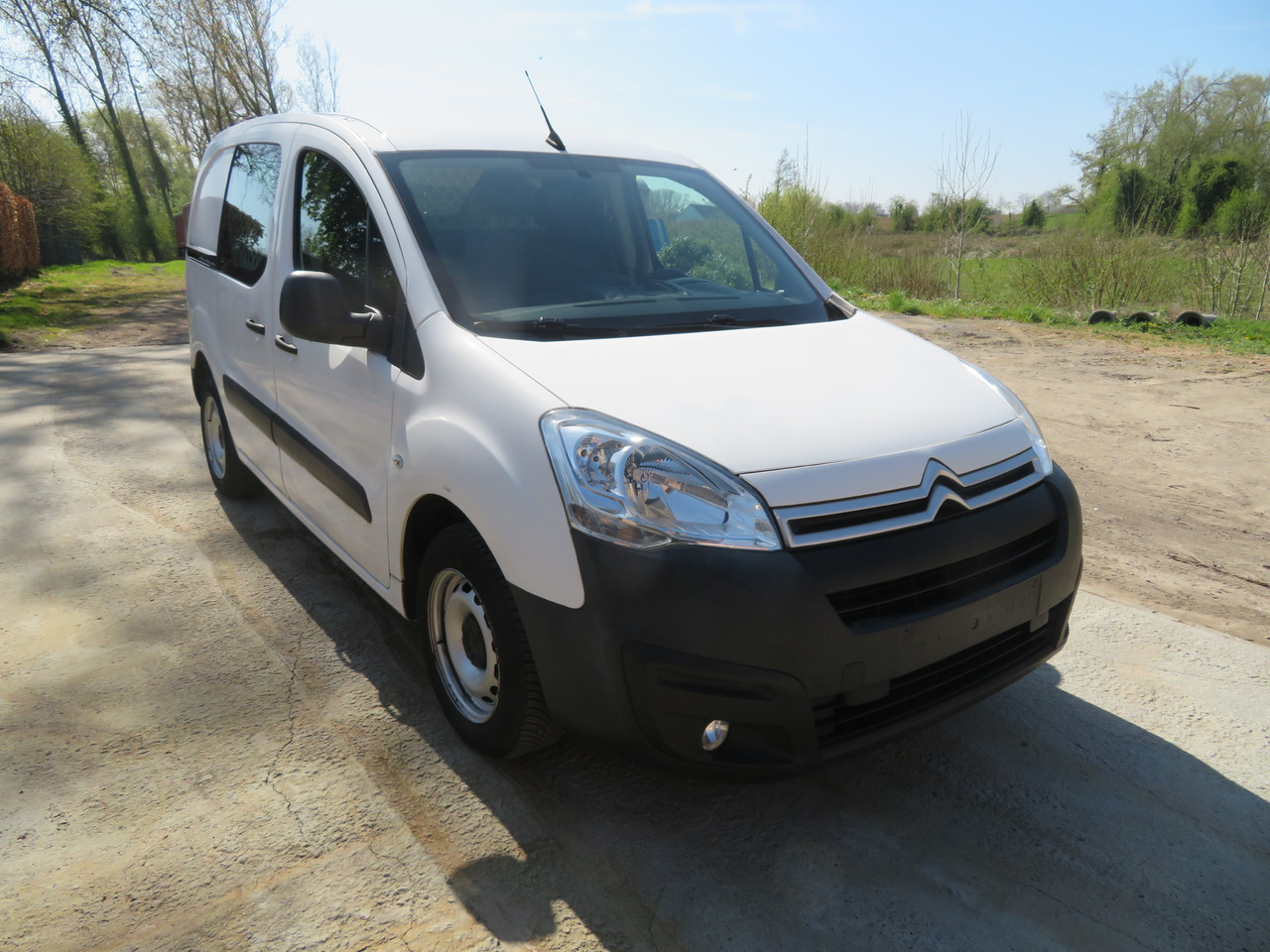 CITROËN Berlingo 1.6 BlueHDi CLUB - Panel van: picture 1 CITROËN Berlingo 1.6 BlueHDi CLUB - Panel van: picture 1