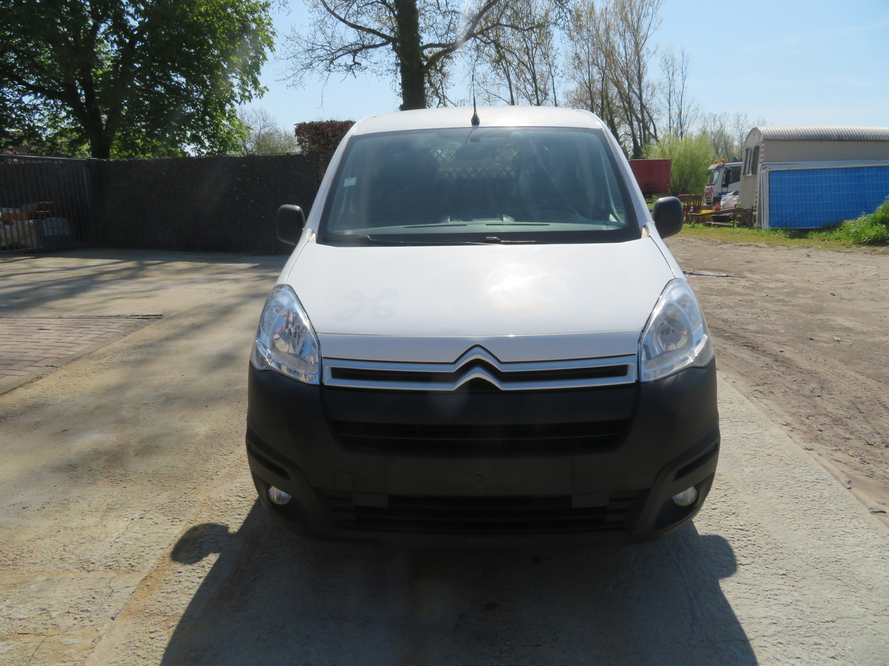 CITROËN Berlingo 1.6 BlueHDi CLUB - Panel van: picture 2 CITROËN Berlingo 1.6 BlueHDi CLUB - Panel van: picture 2