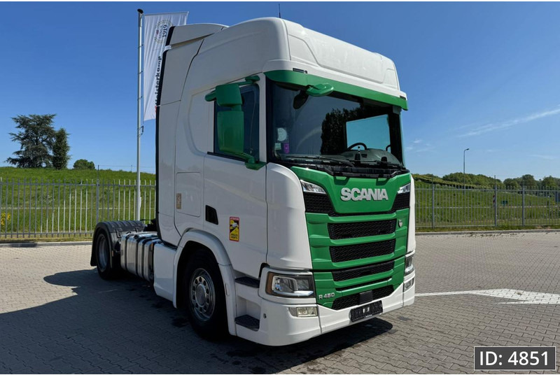 Scania R450 Topline, Euro 6, / Retarder / Standklima / 2x Tank, Intarder - Tractor unit: picture 4 Scania R450 Topline, Euro 6, / Retarder / Standklima / 2x Tank, Intarder - Tractor unit: picture 4