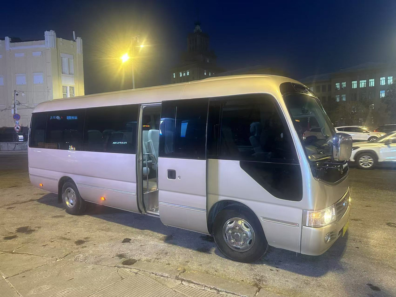 TOYOTA Coaster - Bus: picture 3 TOYOTA Coaster - Bus: picture 3