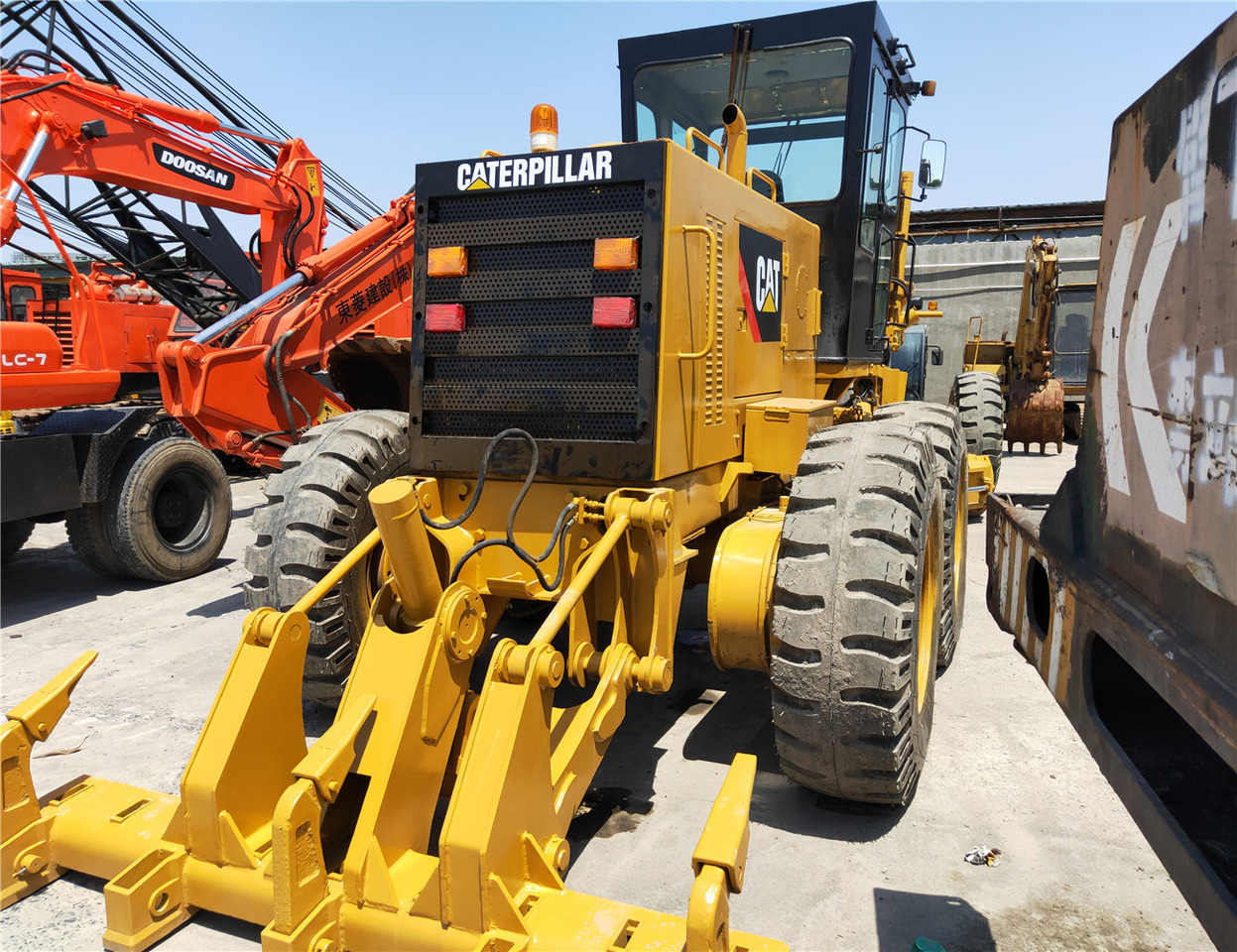 CATERPILLAR 140H CAT Grader Click Here for DIscount - Grader: picture 3 CATERPILLAR 140H CAT Grader Click Here for DIscount - Grader: picture 3