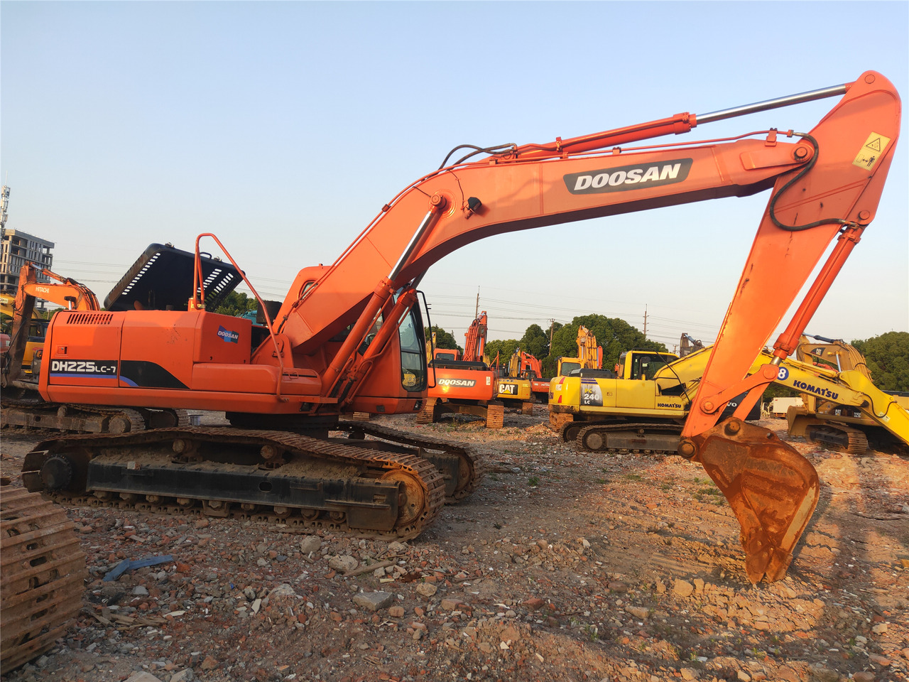 DOOSAN Crawler excavator - Crawler excavator: picture 3 DOOSAN Crawler excavator - Crawler excavator: picture 3