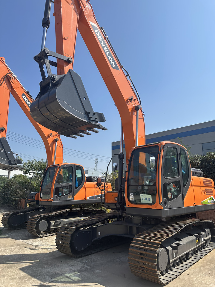 DOOSAN DX205 Crawler excavator Good condition - Crawler excavator: picture 2 DOOSAN DX205 Crawler excavator Good condition - Crawler excavator: picture 2