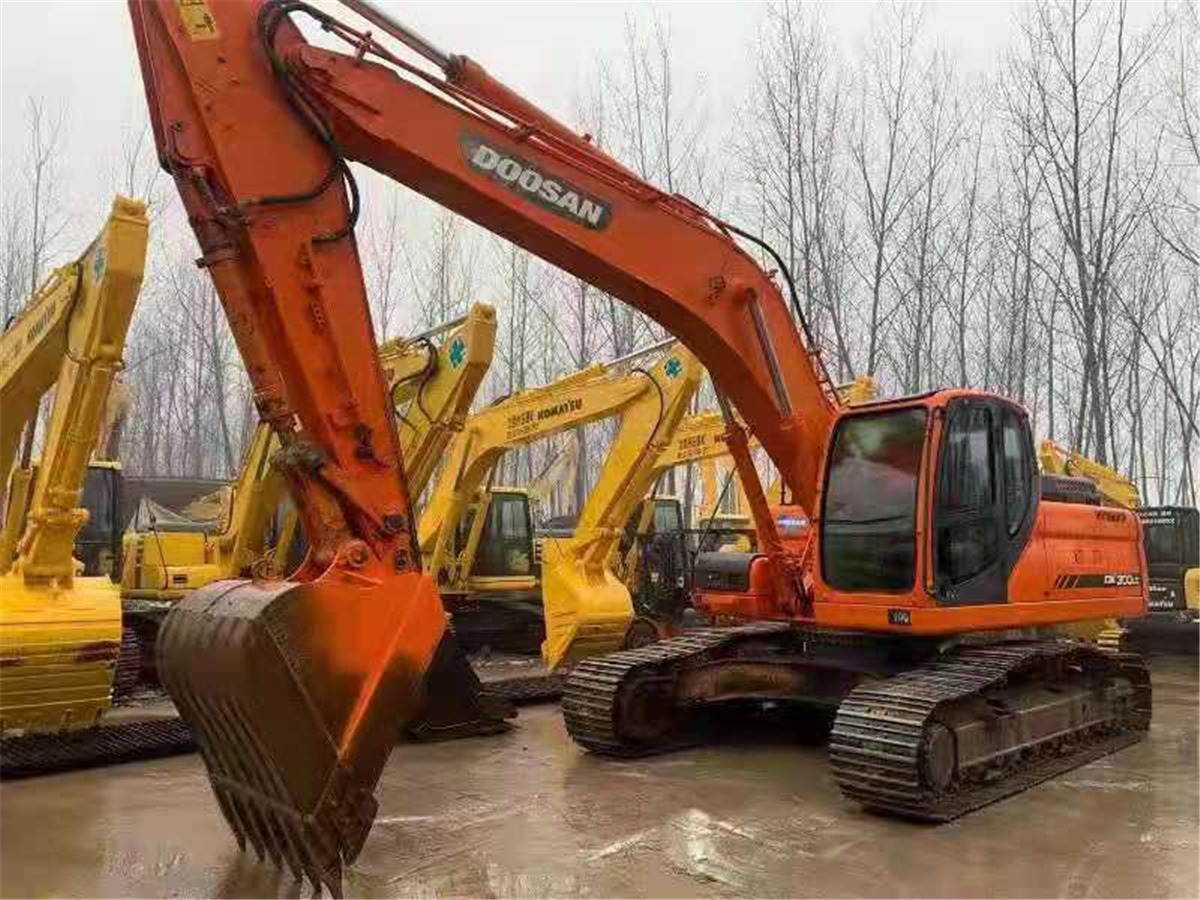 DOOSAN Excavator DX300 Click Here for Discount - Excavator: picture 1 DOOSAN Excavator DX300 Click Here for Discount - Excavator: picture 1