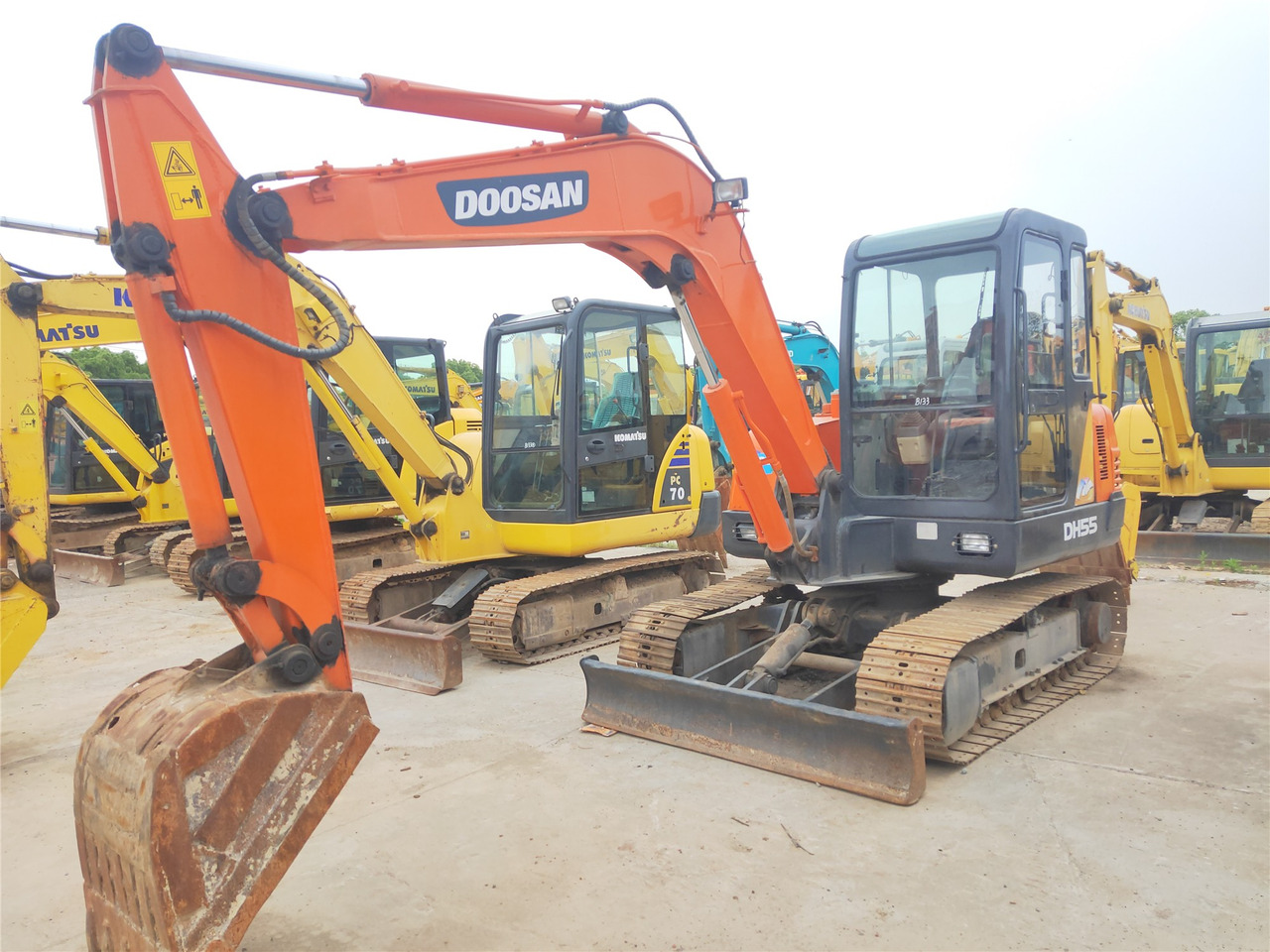 Doosan Crawler Excavator DH55 Good Condition Click for Discount - Crawler excavator: picture 2 Doosan Crawler Excavator DH55 Good Condition Click for Discount - Crawler excavator: picture 2