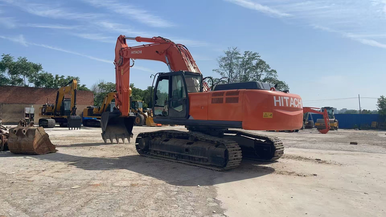 HITACHI ZX350-3G Excavator | Zero Final Drive Issues | New Undercarriage | Super Clean - Excavator: picture 2 HITACHI ZX350-3G Excavator | Zero Final Drive Issues | New Undercarriage | Super Clean - Excavator: picture 2