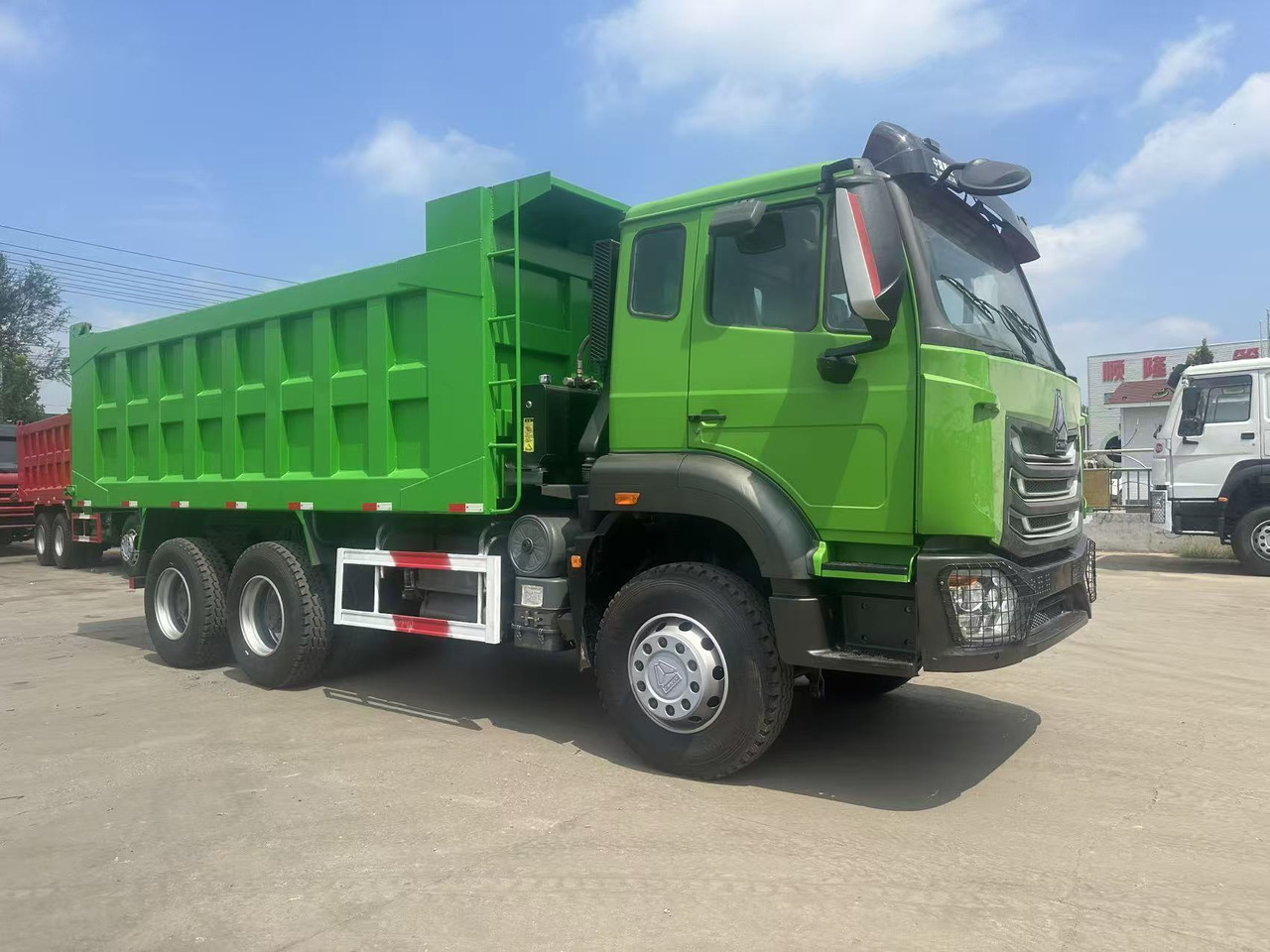 HOWO Haohan 6✖4 Dump Truck Green - Tipper: picture 2 HOWO Haohan 6✖4 Dump Truck Green - Tipper: picture 2