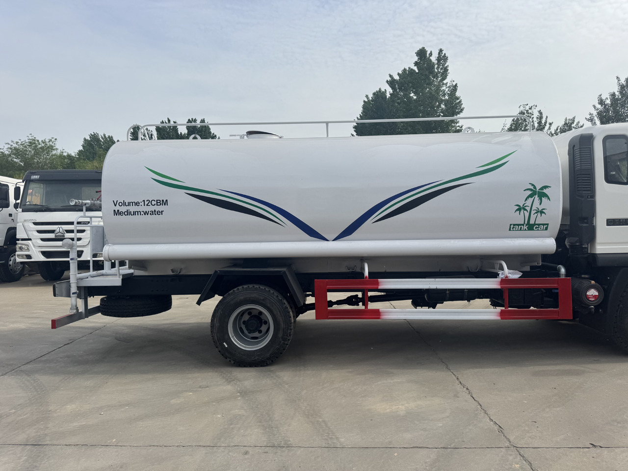 Howo Water Tanker Click for Discount - Tank truck: picture 3 Howo Water Tanker Click for Discount - Tank truck: picture 3
