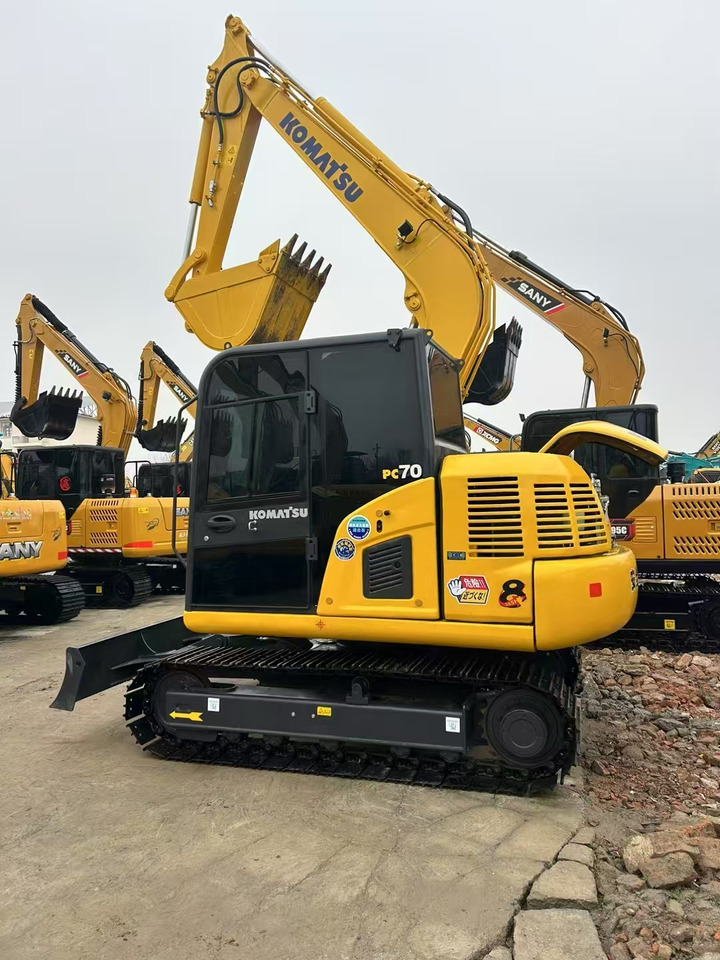 New Crawler excavator FABO FTV-70 Vertical Shaft Crusher for