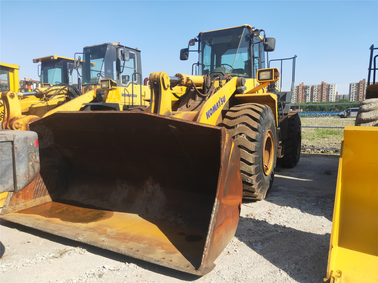 KOMATSU Wheel Loader 470-6 Click Here for Discount - Wheel loader: picture 1 KOMATSU Wheel Loader 470-6 Click Here for Discount - Wheel loader: picture 1