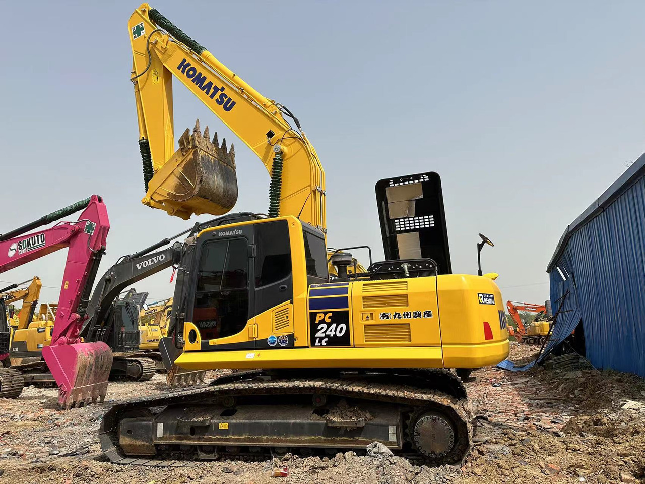 Komatsu Crawler excavator PC240 for Sale - Crawler excavator: picture 3 Komatsu Crawler excavator PC240 for Sale - Crawler excavator: picture 3