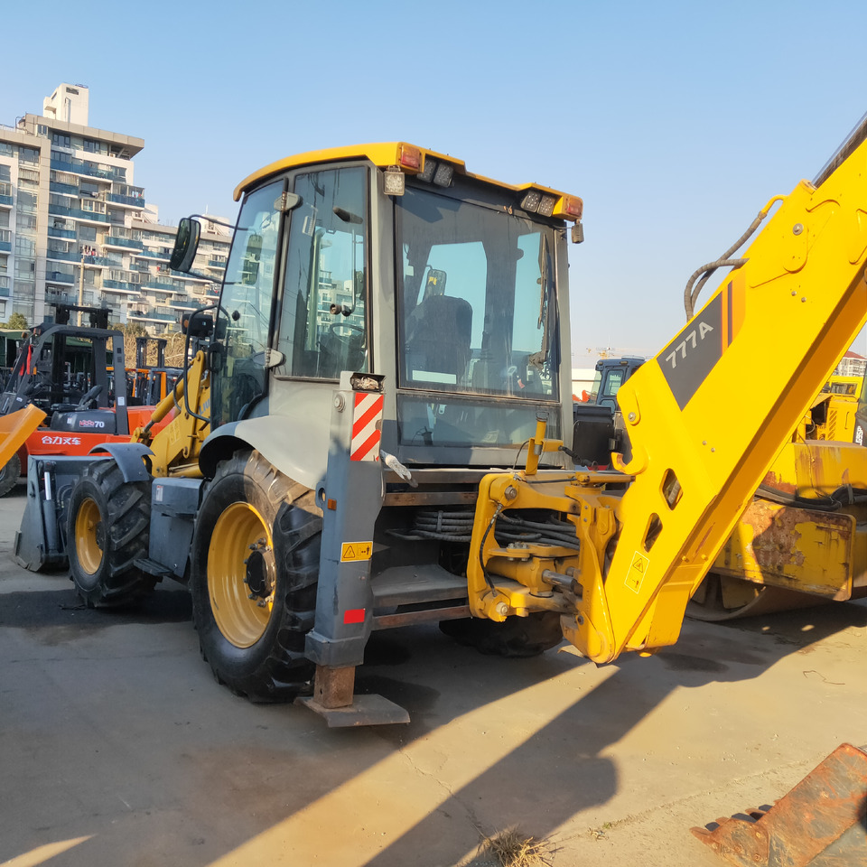 Backhoe loader LIUGONG: picture 6