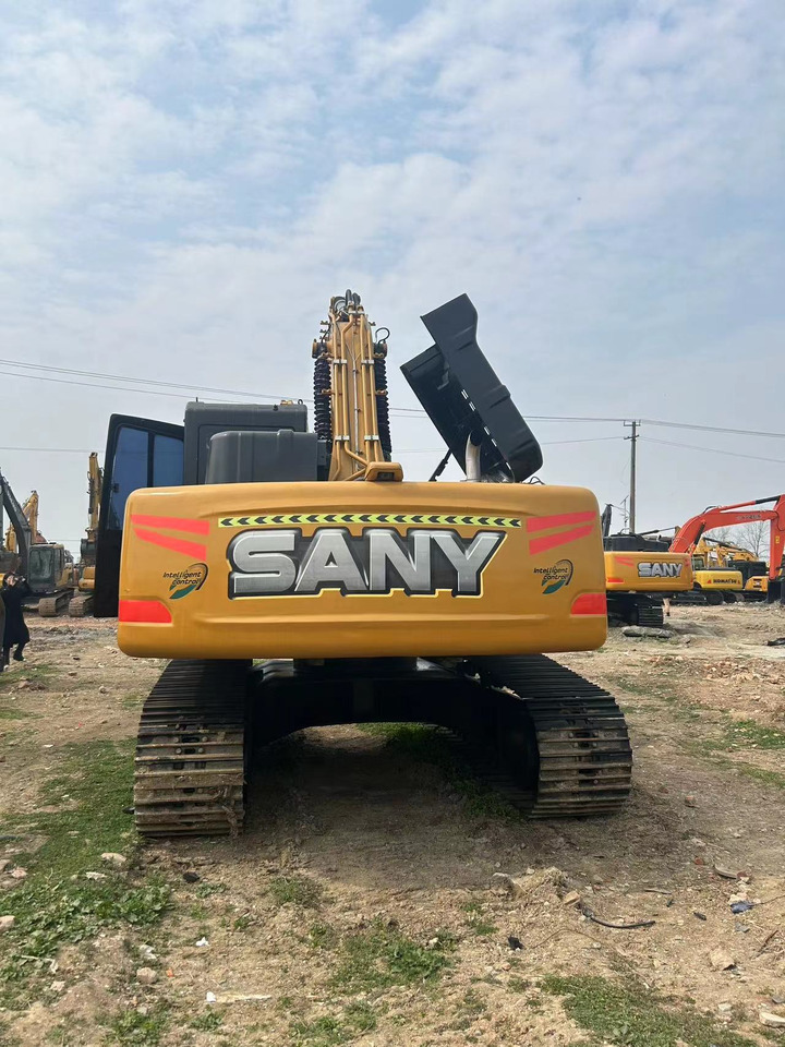 SANY SY215 - Crawler excavator: picture 4 SANY SY215 - Crawler excavator: picture 4
