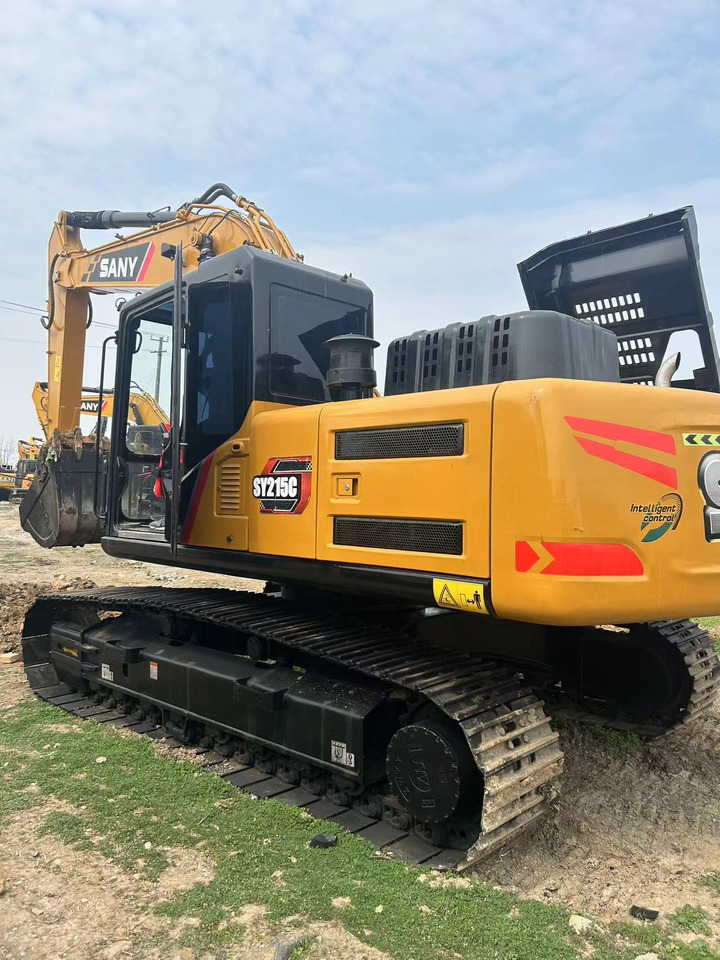 SANY SY215 - Crawler excavator: picture 2 SANY SY215 - Crawler excavator: picture 2