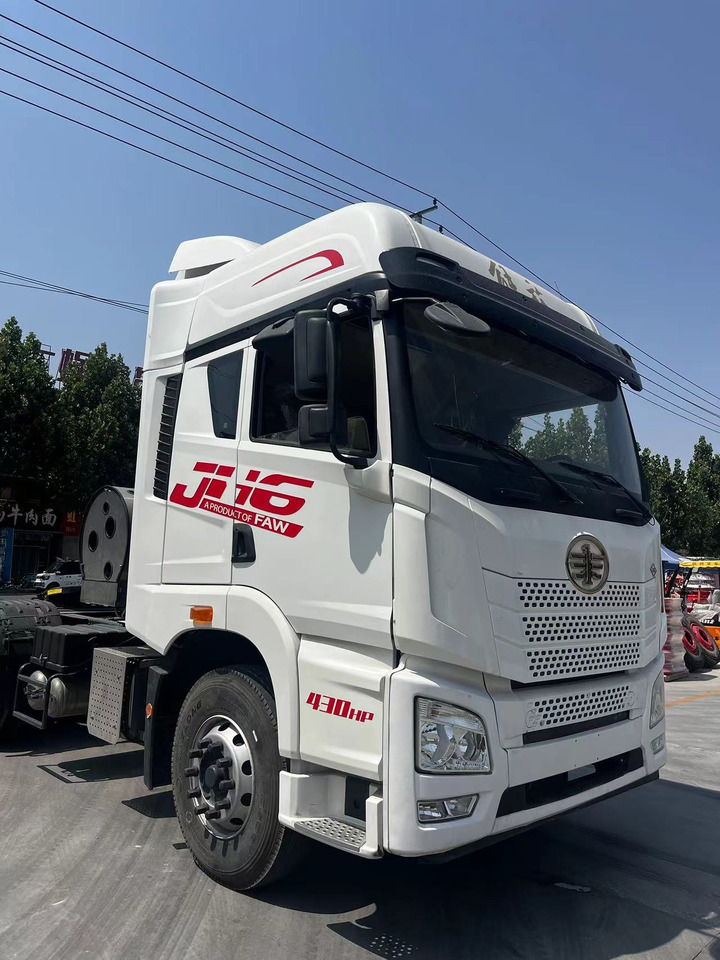 M1316 Tractor JH6 6X4 Manual Transmission - Tractor unit: picture 2 M1316 Tractor JH6 6X4 Manual Transmission - Tractor unit: picture 2