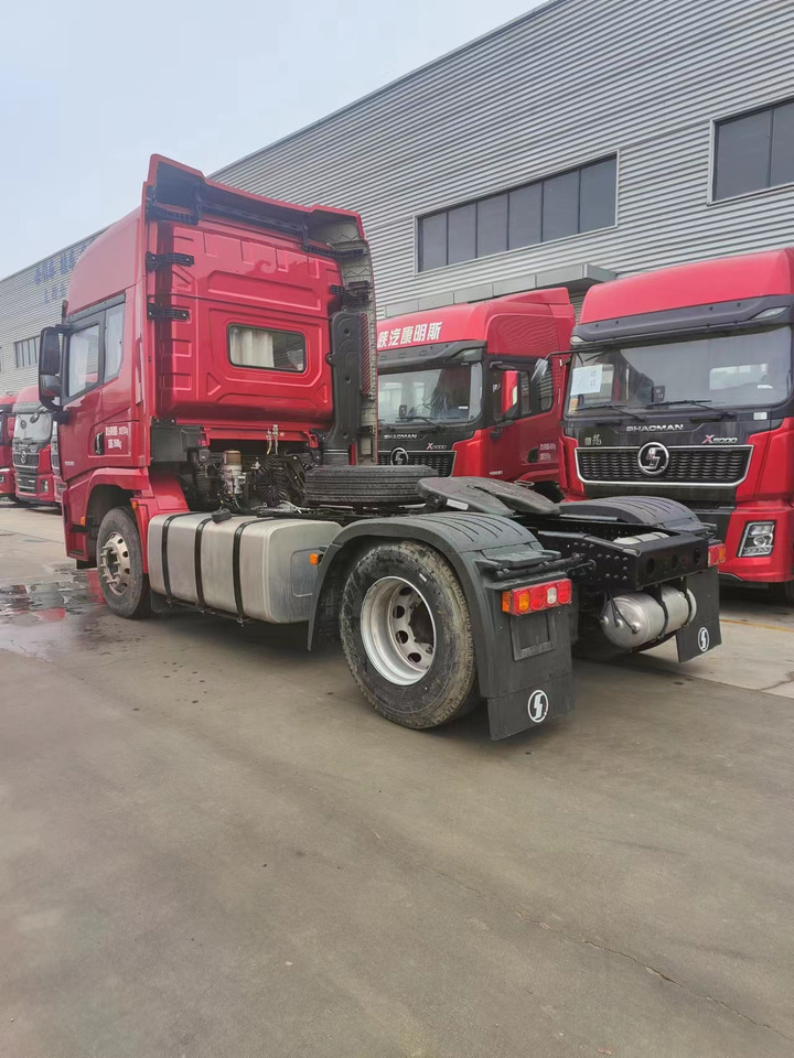 SINOTRUK Delong X5000 4X2 Truck Unit Automatic Transmission - Tractor unit: picture 3 SINOTRUK Delong X5000 4X2 Truck Unit Automatic Transmission - Tractor unit: picture 3