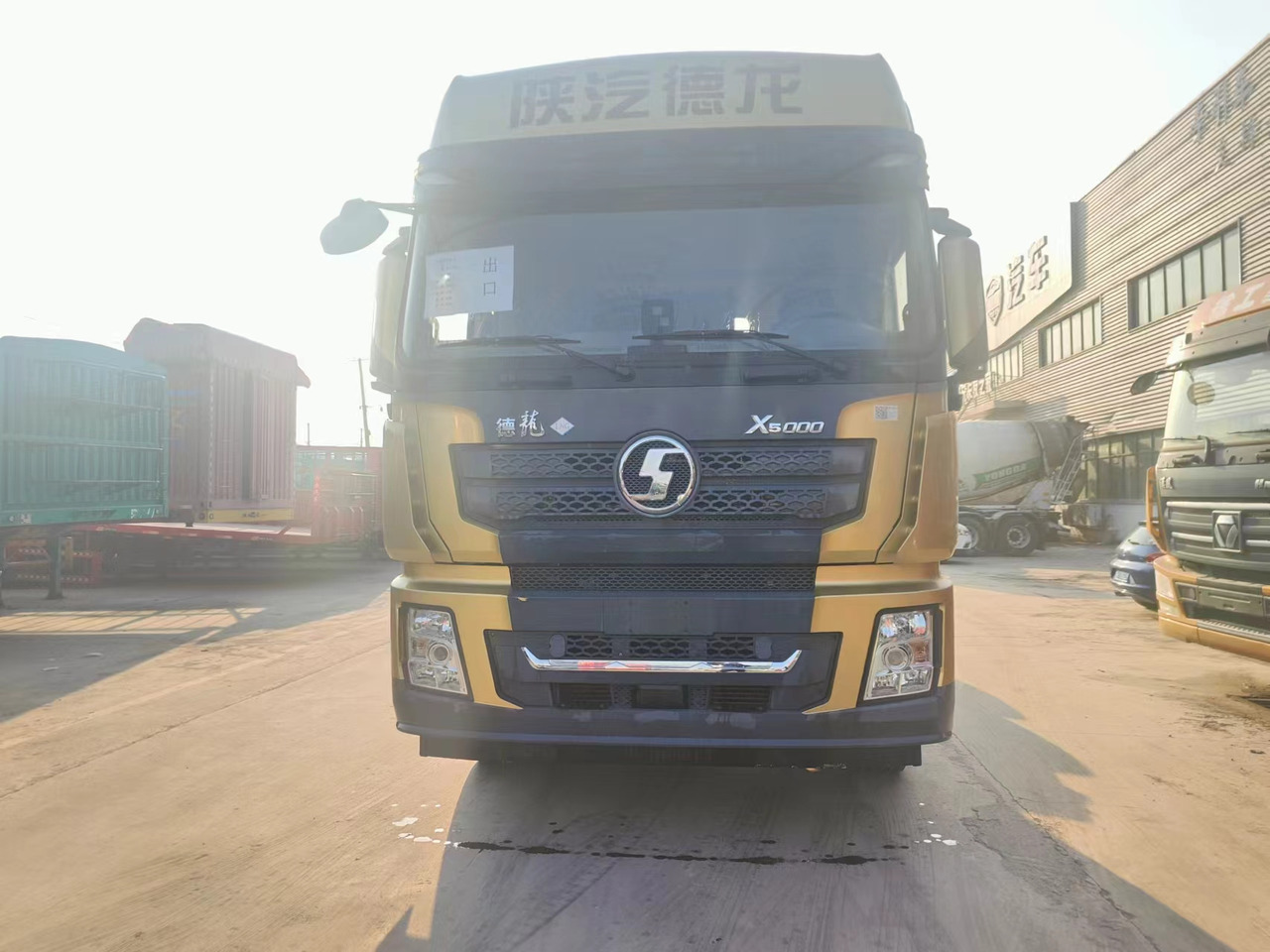 SINOTRUK X5000 6X4 Manual Tractor Unit - Tractor unit: picture 1 SINOTRUK X5000 6X4 Manual Tractor Unit - Tractor unit: picture 1