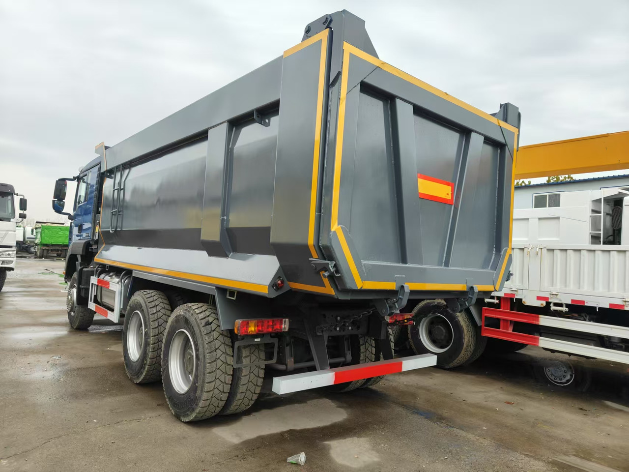 - Truck: picture 5 - Truck: picture 5