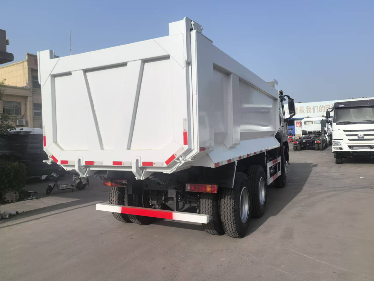 Truck HOWO 430: picture 6