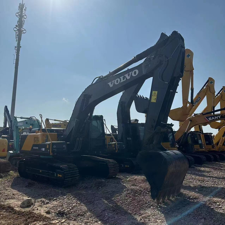 VOLVO Excavator EC210B Click for Discount - Excavator: picture 3 VOLVO Excavator EC210B Click for Discount - Excavator: picture 3