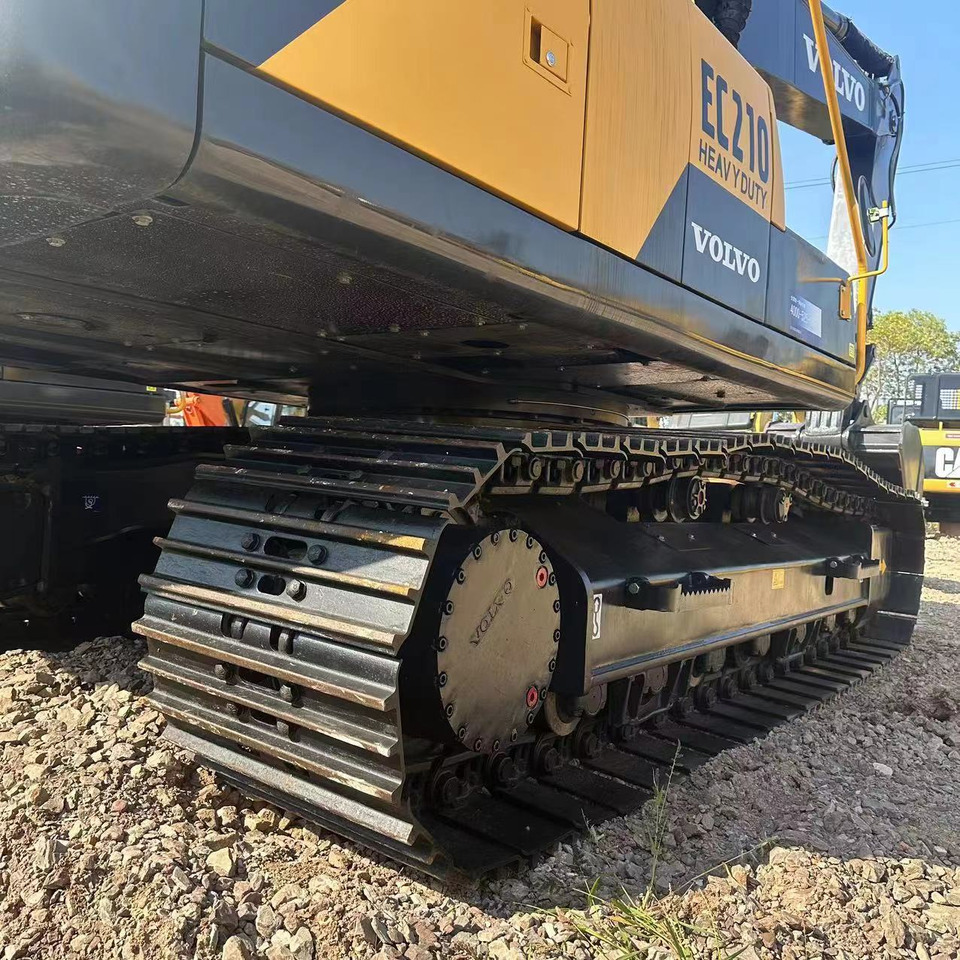 VOLVO Excavator EC210B Click for Discount - Excavator: picture 5 VOLVO Excavator EC210B Click for Discount - Excavator: picture 5