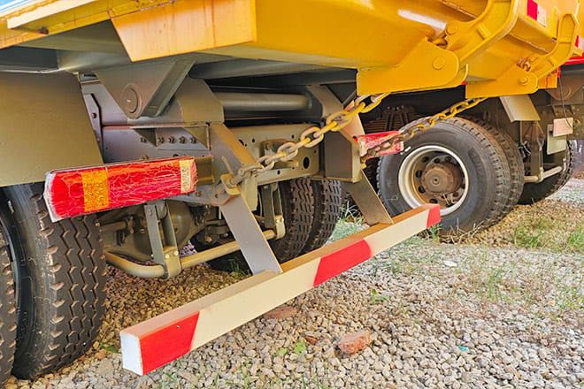 SINOTRUK Second Hand Sinotruk Howo 371 Dump Truck Specifications for Sale in Uruguay - Tipper: picture 5 SINOTRUK Second Hand Sinotruk Howo 371 Dump Truck Specifications for Sale in Uruguay - Tipper: picture 5