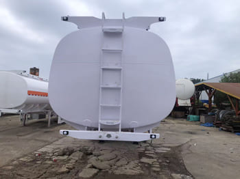 TITAN Diesel Fuel Tanker Trailer for Sale in Malawi - Semi-trailer: picture 2 TITAN Diesel Fuel Tanker Trailer for Sale in Malawi - Semi-trailer: picture 2