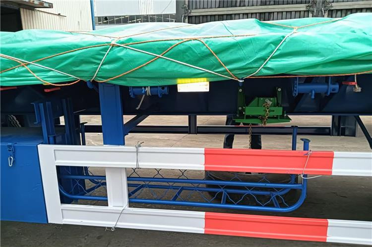 TITAN 3 Axle Flat Deck TrucK Trailer for Sale In Nigeria Lagos - Chassis semi-trailer: picture 3 TITAN 3 Axle Flat Deck TrucK Trailer for Sale In Nigeria Lagos - Chassis semi-trailer: picture 3