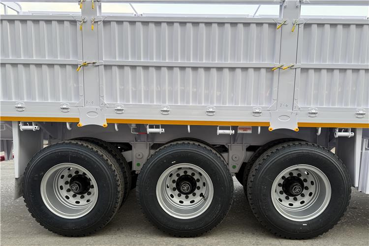 TITAN 80 Ton Fence Cargo Trailer for Sale In Mali - Livestock semi-trailer: picture 5 TITAN 80 Ton Fence Cargo Trailer for Sale In Mali - Livestock semi-trailer: picture 5