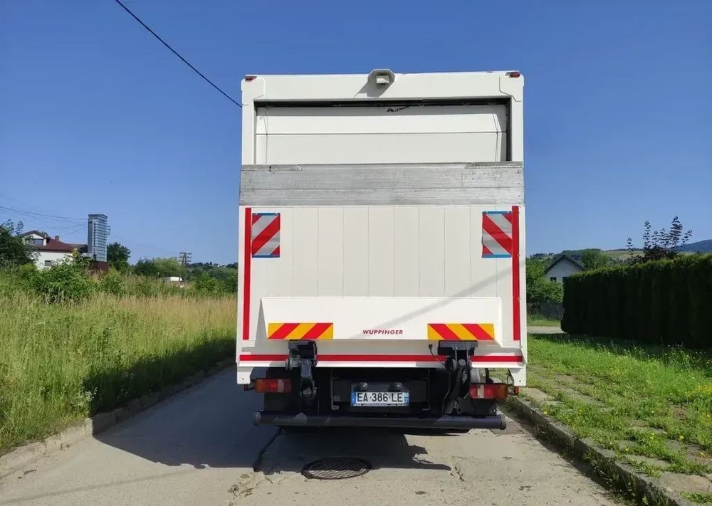 MAN TGM 15.290 kontener , winda - Box truck: picture 4 MAN TGM 15.290 kontener , winda - Box truck: picture 4