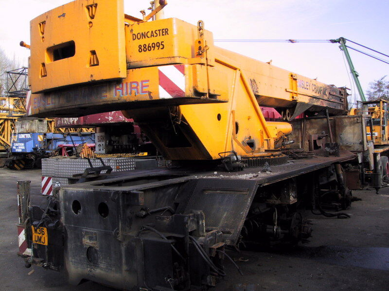 Liebherr LTM 1045-4 for parts - Mobile crane: picture 2 Liebherr LTM 1045-4 for parts - Mobile crane: picture 2
