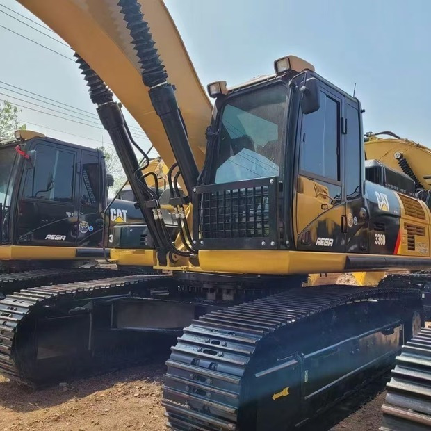 Crawler excavator 2023 Caterpillar 336D2: picture 16