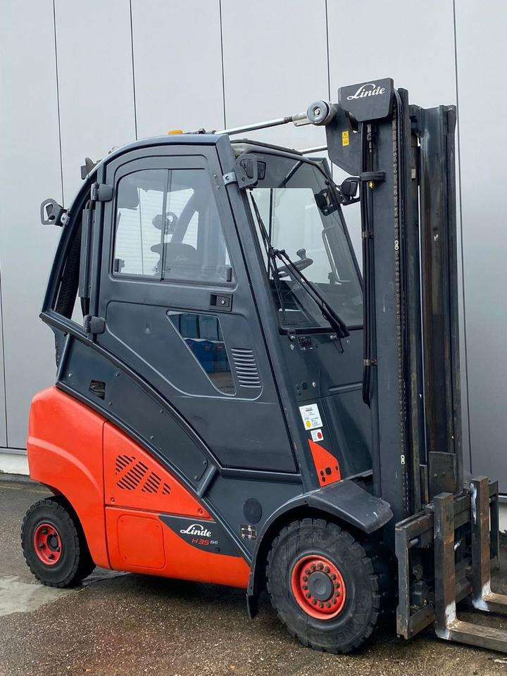 Linde Linde H 35 T - 6.012 h - Seitenschieber - - LPG forklift: picture 4 Linde Linde H 35 T - 6.012 h - Seitenschieber - - LPG forklift: picture 4