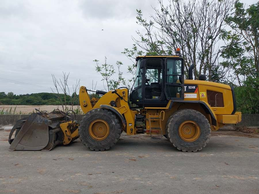 CATERPILLAR chargeur 924K en l'état. Il a été acheté en 2013 - Wheel loader: picture 1 CATERPILLAR chargeur 924K en l'état. Il a été acheté en 2013 - Wheel loader: picture 1