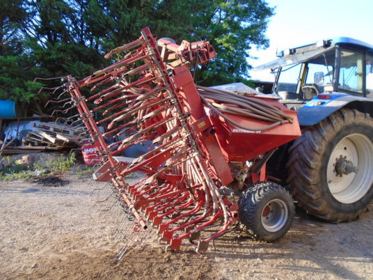 Kverneland DV6 - Seed drill: picture 3 Kverneland DV6 - Seed drill: picture 3