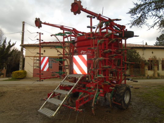 Kverneland TS EVO 6000 - Combine seed drill: picture 3 Kverneland TS EVO 6000 - Combine seed drill: picture 3
