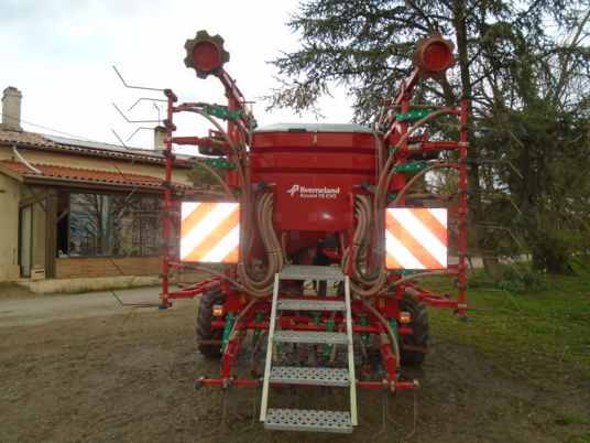 Kverneland TS EVO 6000 - Combine seed drill: picture 5 Kverneland TS EVO 6000 - Combine seed drill: picture 5