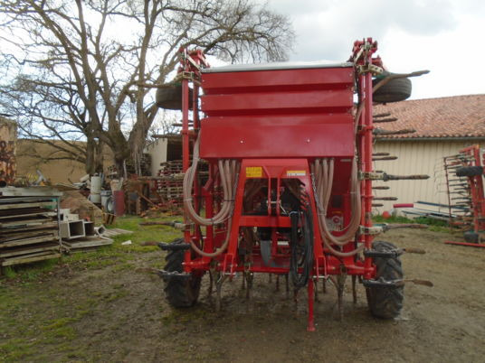 Kverneland TS EVO 6000 - Combine seed drill: picture 2 Kverneland TS EVO 6000 - Combine seed drill: picture 2