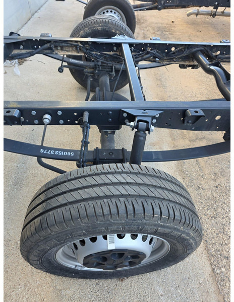 New Cab chassis truck Iveco Daily 35S14: picture 10