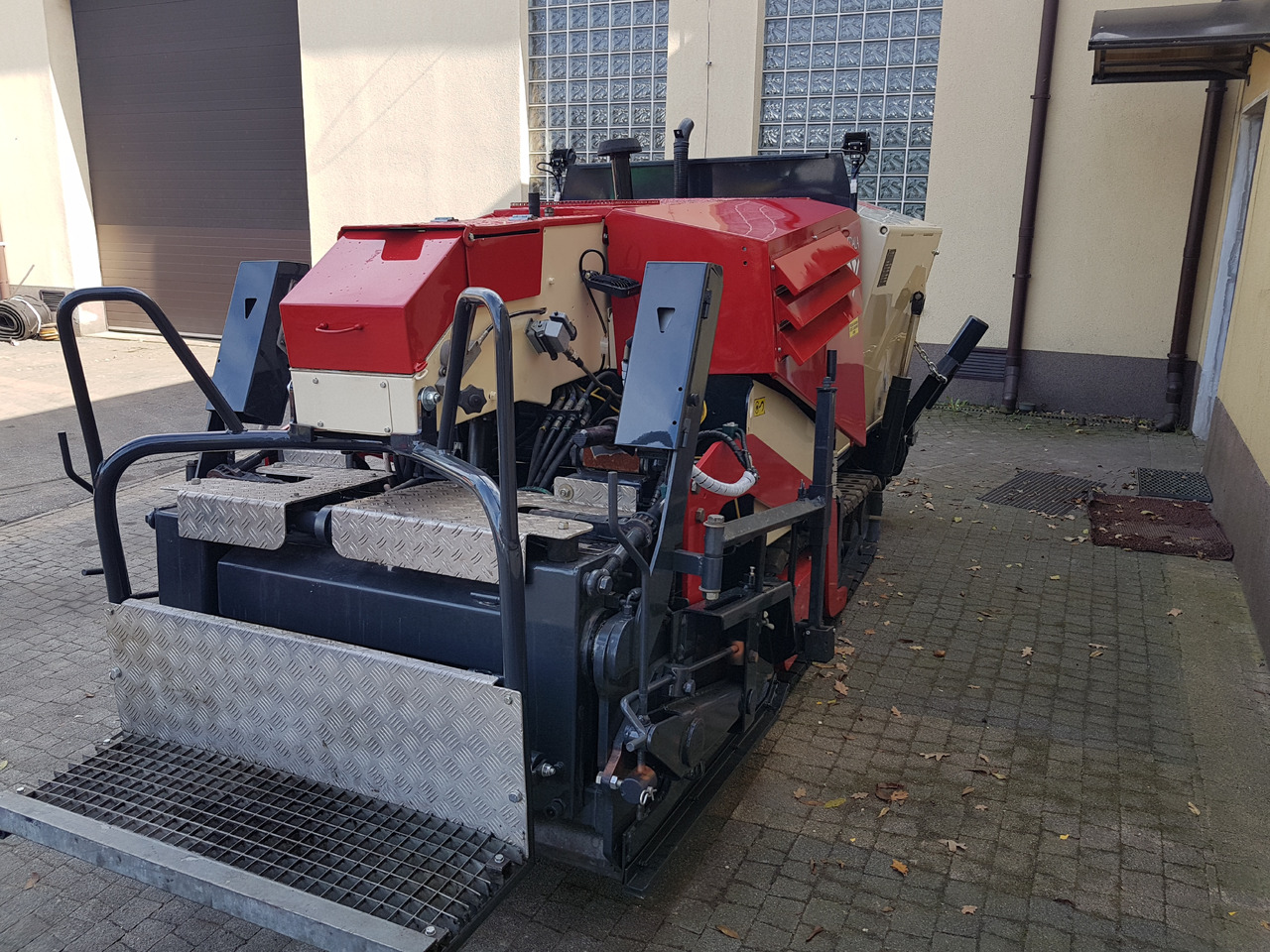 DEMAG DF45C - Asphalt paver: picture 3 DEMAG DF45C - Asphalt paver: picture 3