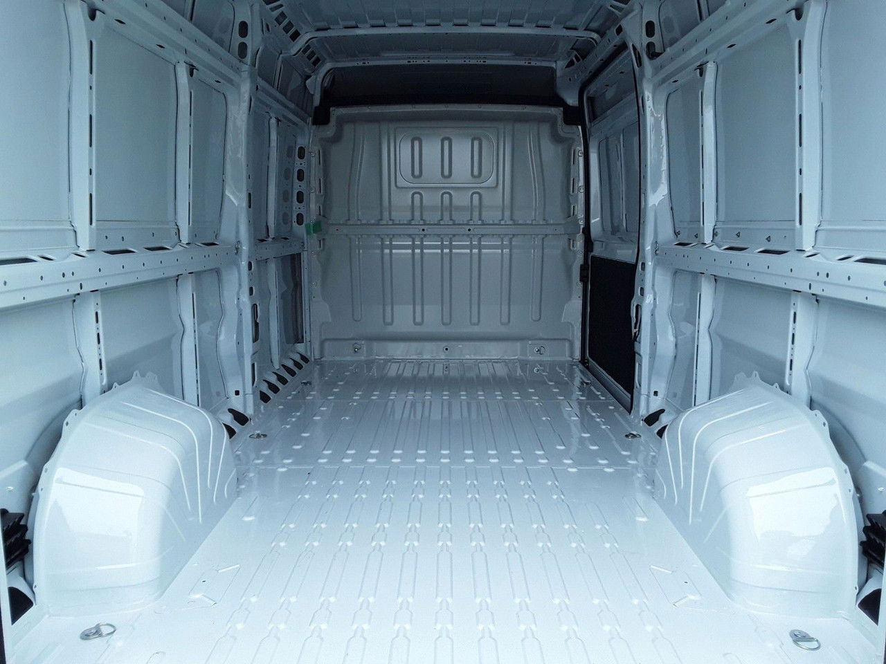 Opel Movano - Panel van: picture 4 Opel Movano - Panel van: picture 4