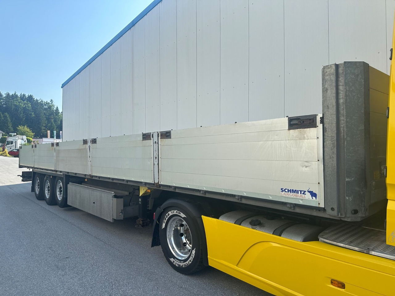 Schmitz Cargobull SCB 24 Bordwand 800 Lift Pal-Kast - Dropside/ Flatbed semi-trailer: picture 2 Schmitz Cargobull SCB 24 Bordwand 800 Lift Pal-Kast - Dropside/ Flatbed semi-trailer: picture 2